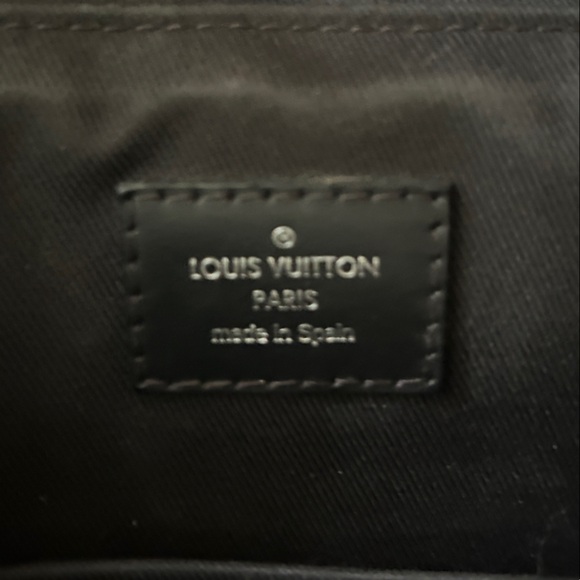 Louis Vuitton Graphite Damier Messenger Bag Purse Cross Body Womens Mens Unisex - Picture 7 of 8